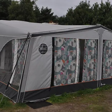 Nowoczesne Przyczepy Kempingowe Chalupy Royal-Camp Exterior photo