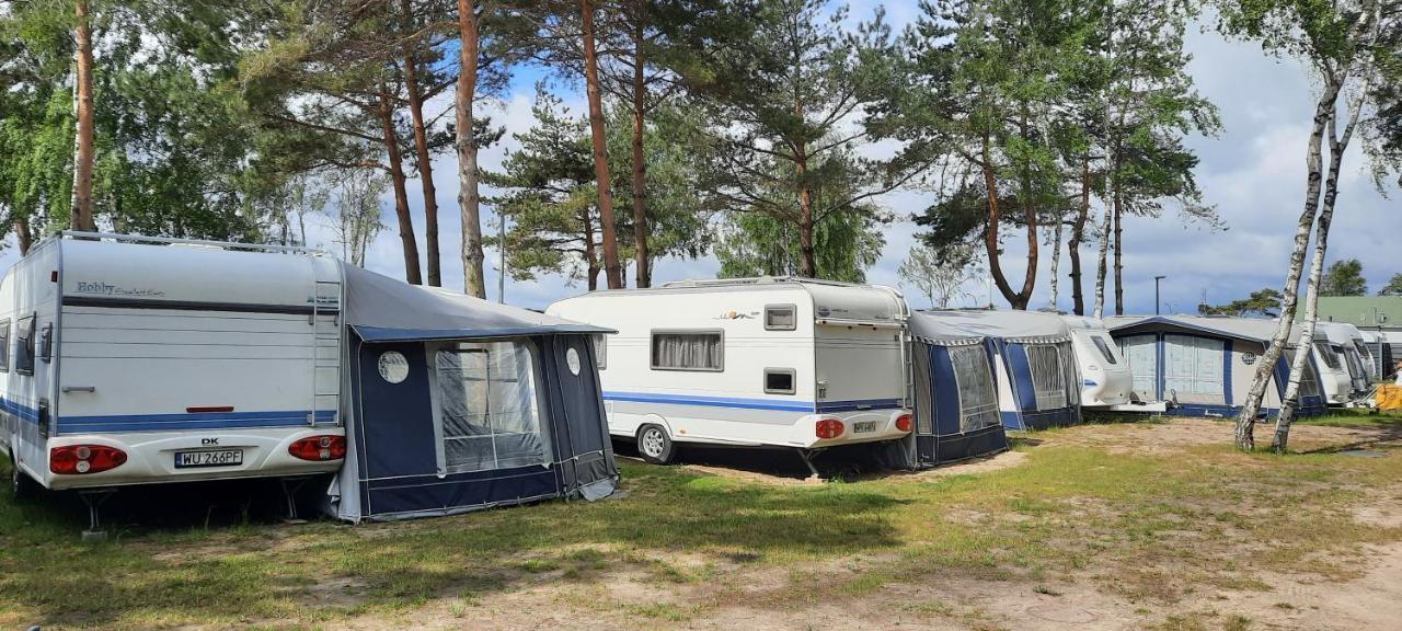 Nowoczesne Przyczepy Kempingowe Royal-camp Campsite Chalupy
