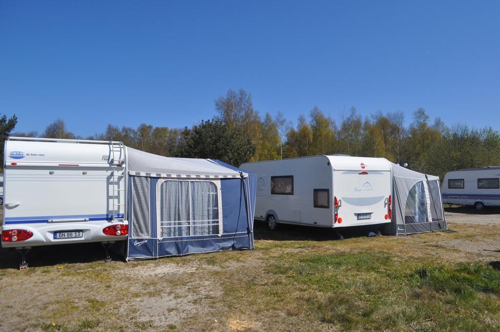 Nowoczesne Przyczepy Kempingowe Royal-camp Campsite Chalupy