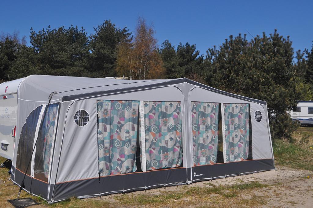 Nowoczesne Przyczepy Kempingowe Royal-camp * Chalupy