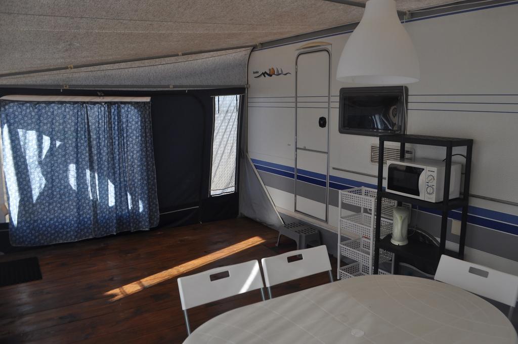 Nowoczesne Przyczepy Kempingowe Royal-camp * Chalupy