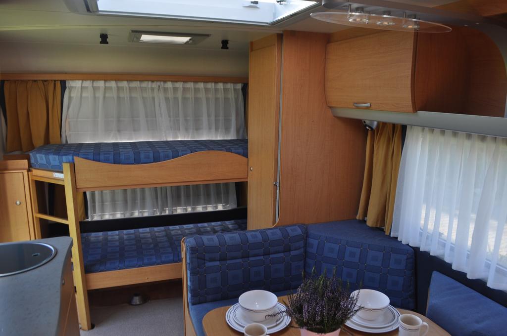 Nowoczesne Przyczepy Kempingowe Royal-camp