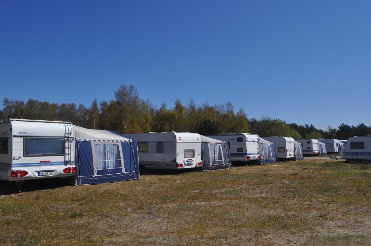 Campsite Nowoczesne Przyczepy Kempingowe Royal-camp Chalupy